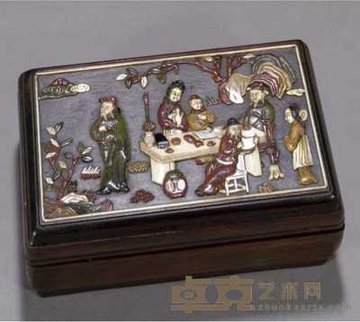 late 18th/early 19th century An embellished hardwood box and cover 